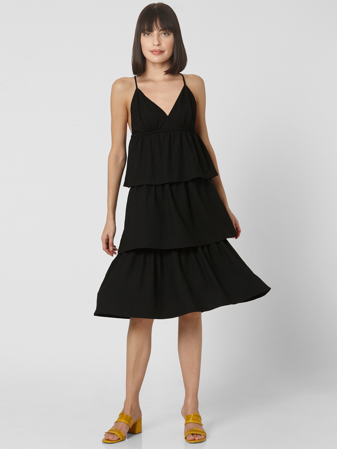 

Vero Moda Black Tiered Empire Dress
