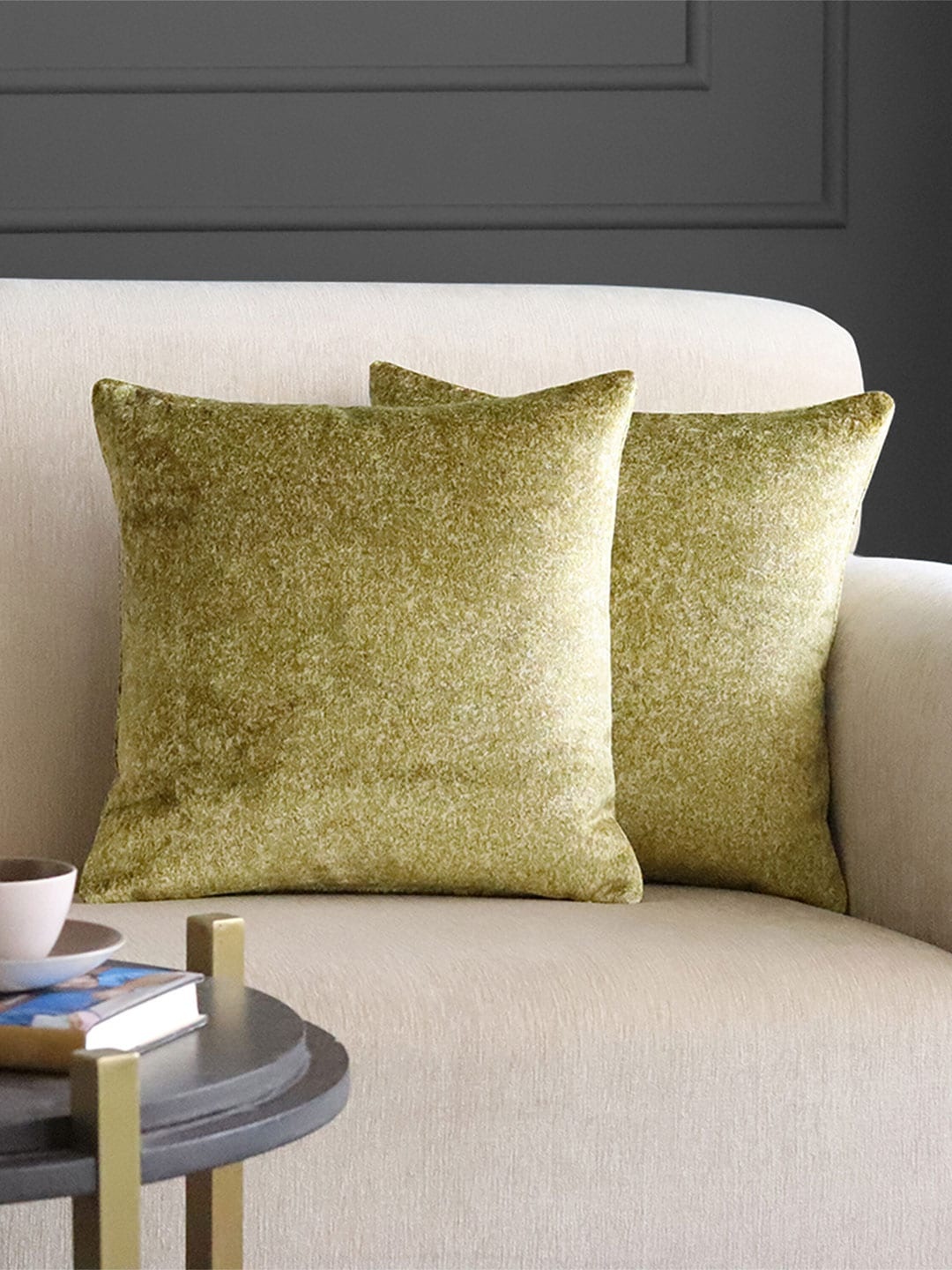 

GM Yellow Set of 2 Abstract Square Cushion Covers
