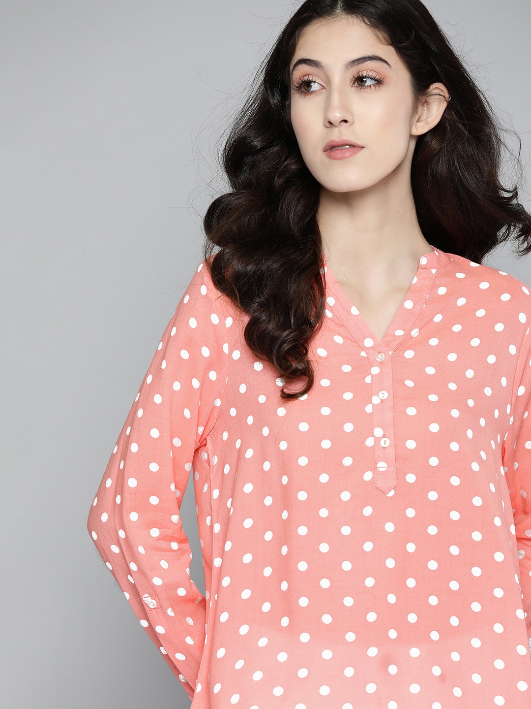 

Harvard Pink & White Polka Dots Print Mandarin Collar Shirt Style Top