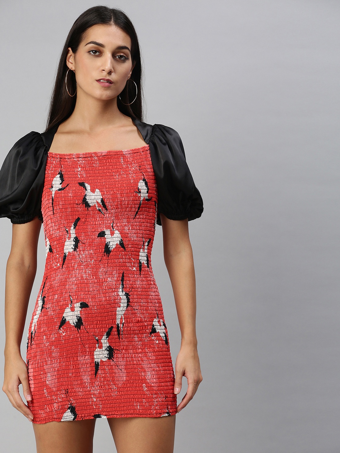 

KASSUALLY Rich Red Floral Print Smocked Dress