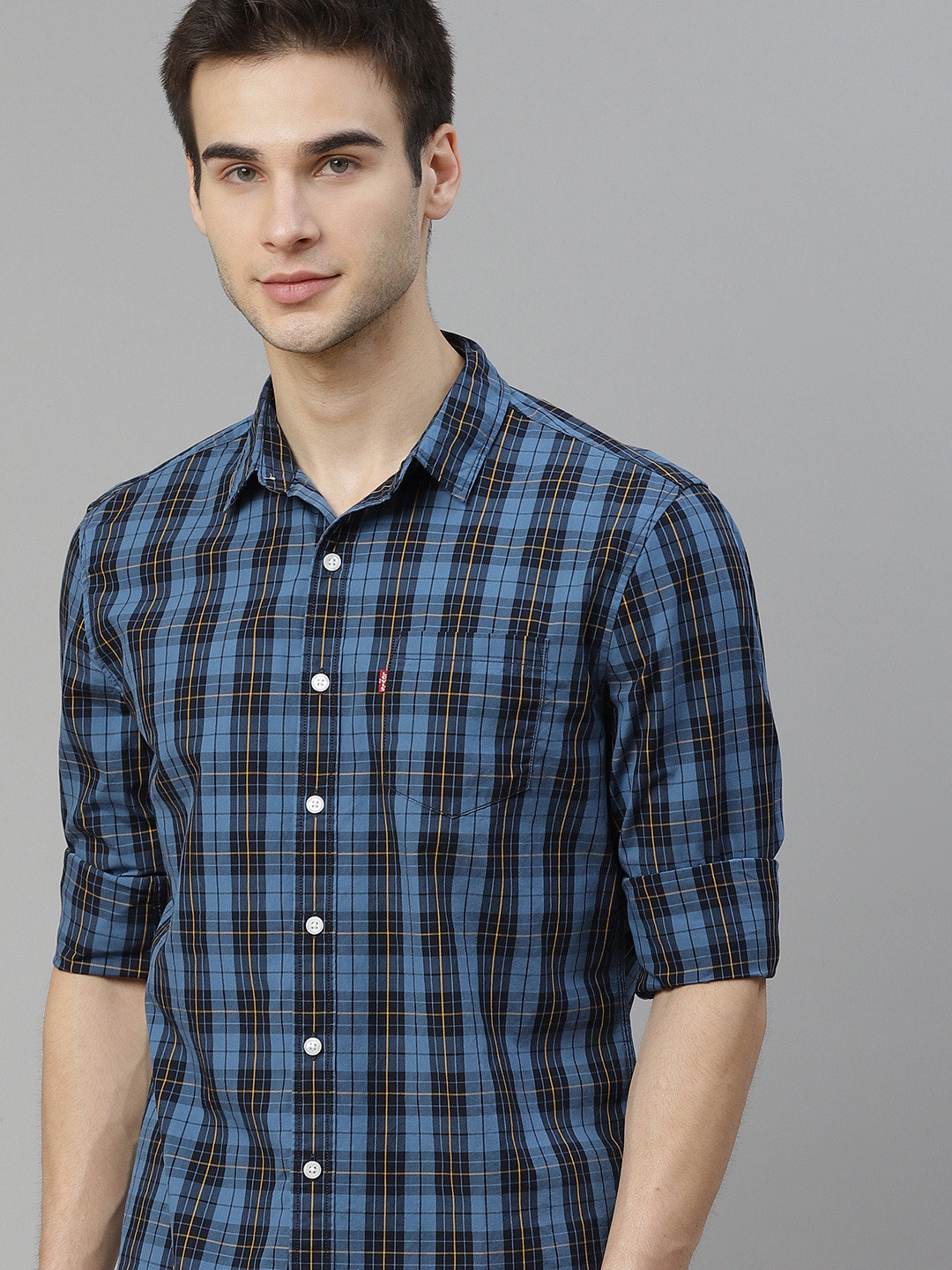 

Levis Men Blue & Black Slim Fit Pure Cotton Checked Casual Shirt