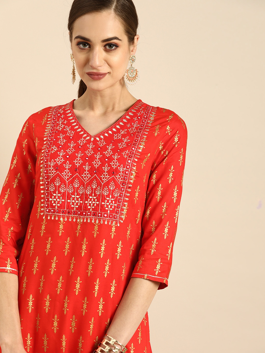 

Anouk Women Red & Gold Printed Regular Kurta Set