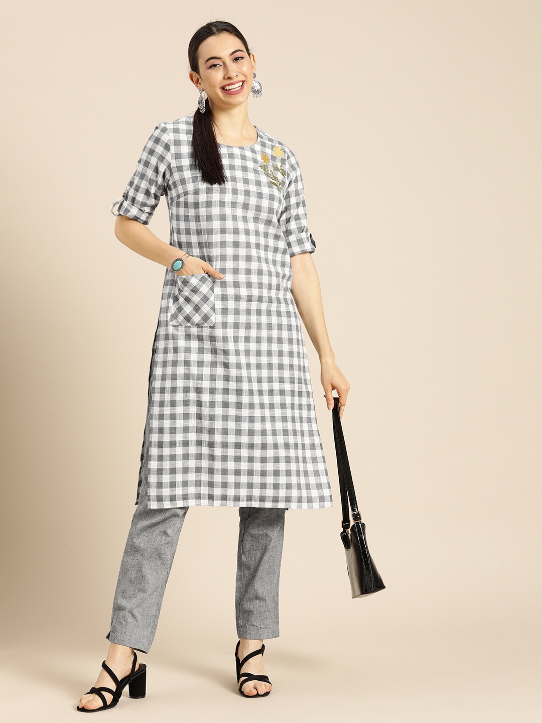 

Anouk Women Grey & White Checked Regular Pure Cotton Kurta with Trousers