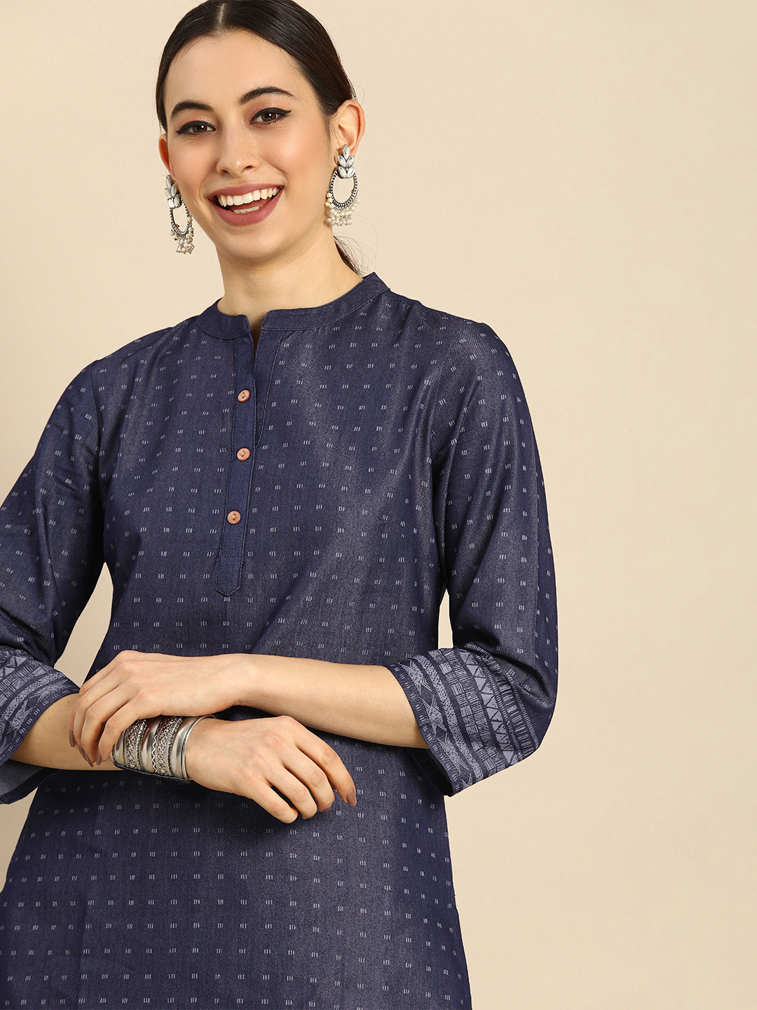 

Anouk Women Blue Geometric Printed Kurta