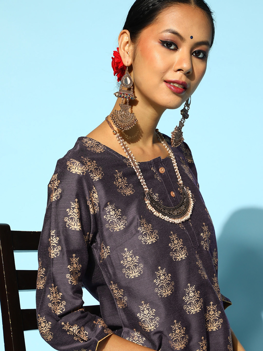 

Anouk Beautiful Grey Viscose Rayon Ethnic Motifs Kurta