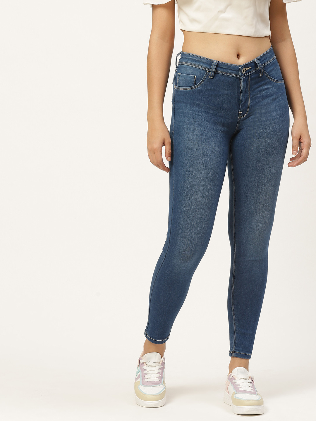 

Flying Machine Women Navy Blue Betty Fit Light Fade Stretchable Jeans
