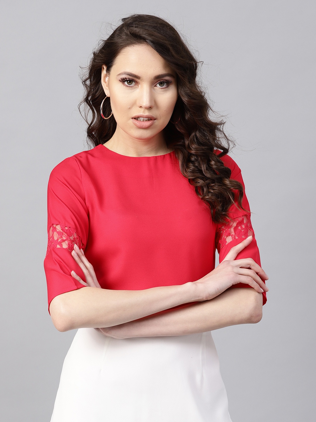 

SASSAFRAS Women Fuchsia Solid Top