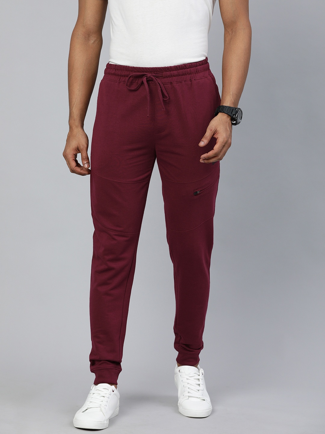 

The Indian Garage Co Men Burgundy Solid Regular Fit Joggers