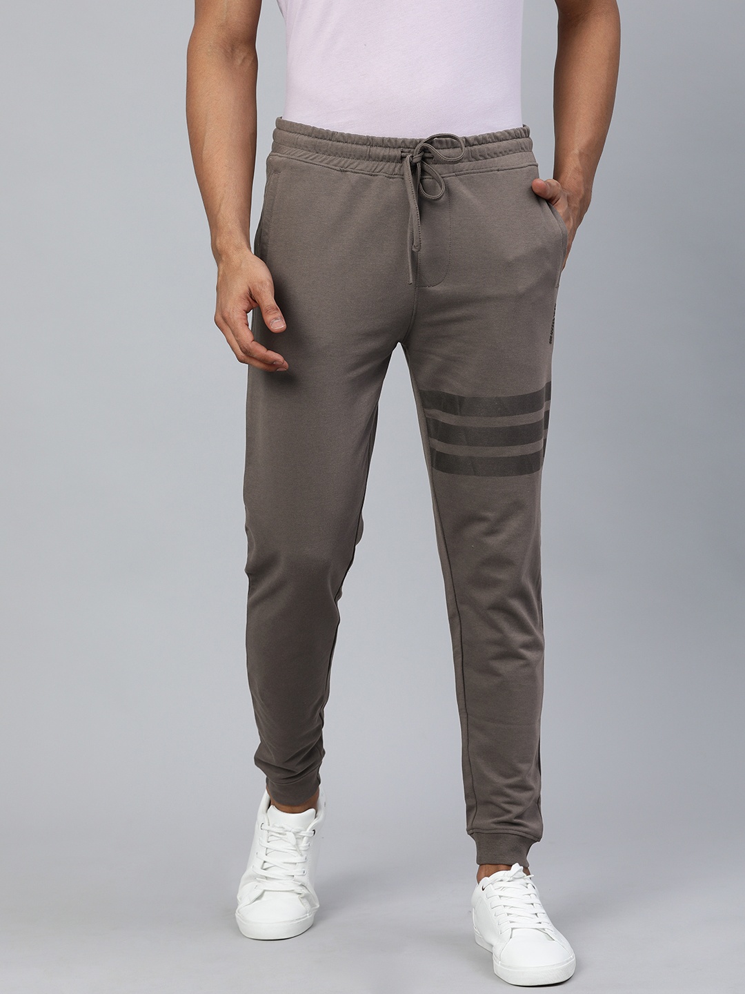 

The Indian Garage Co Men Grey Solid Regular Fit Joggers