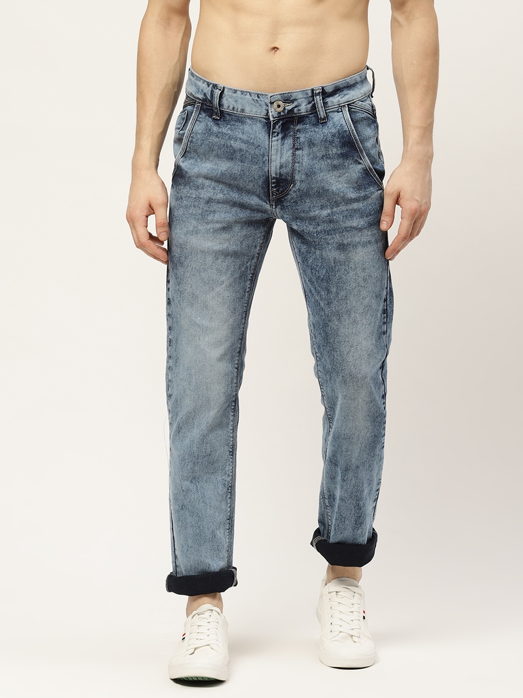 

Flying Machine Men Blue Tapered Fit Light Fade Stretchable Jeans