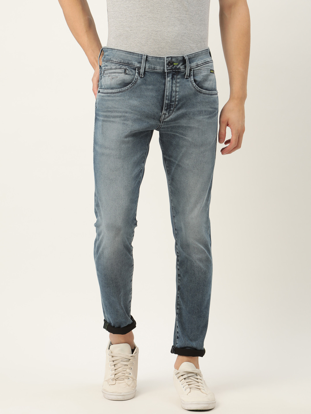 

Flying Machine Men Blue Jackson Skinny Fit Low-Rise Heavy Fade Stretchable Jeans