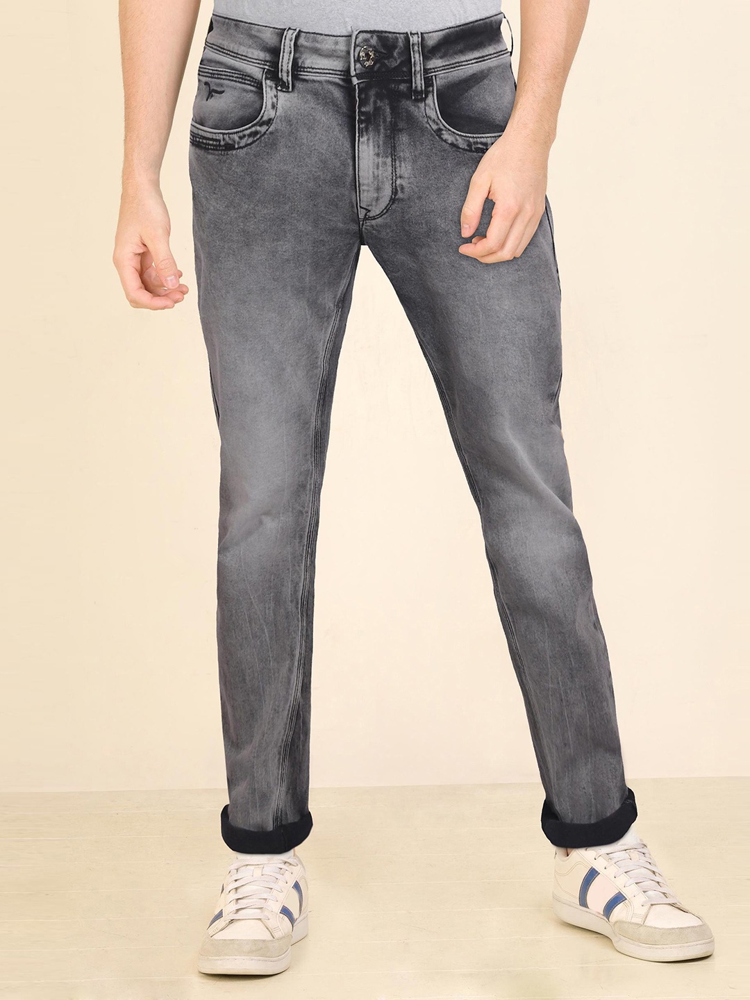 

Flying Machine Men Charcoal Grey Faded Mid Rise Jeans