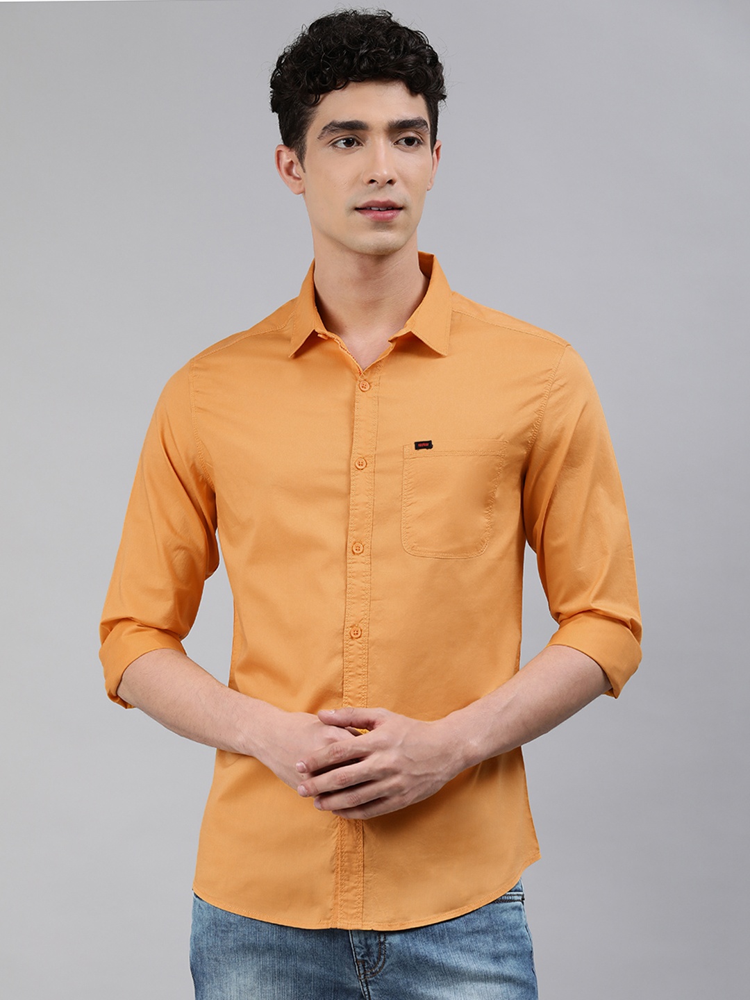 

SPYKAR Men Orange Slim Fit Solid Casual Shirt