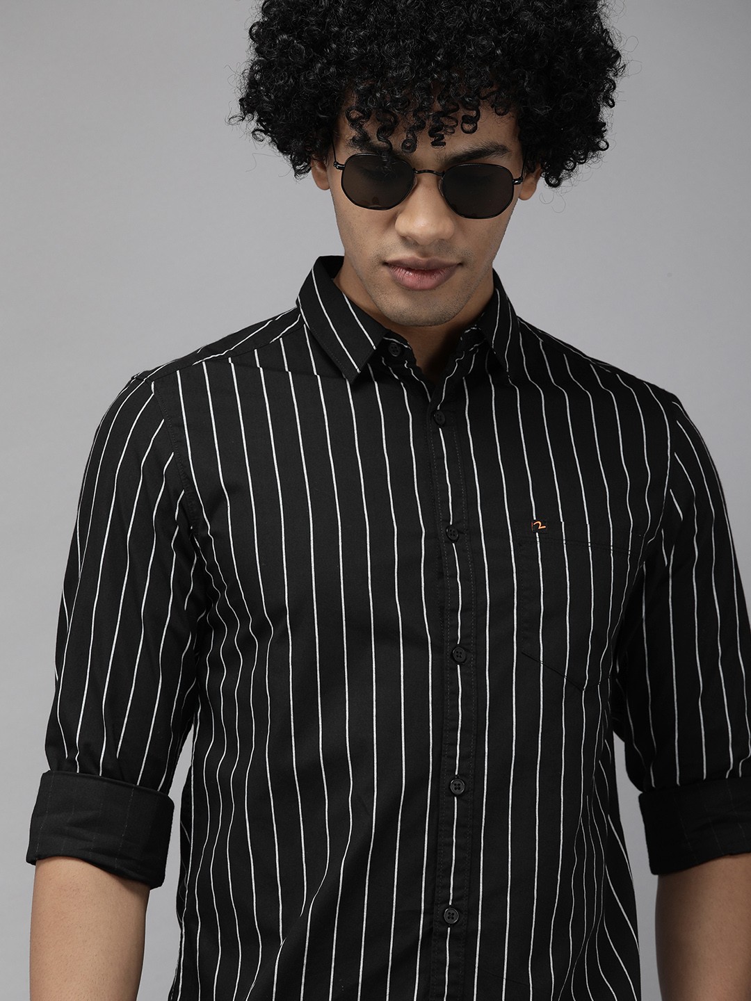 

SPYKAR Men Black & White Slim Fit Opaque Striped Casual Shirt