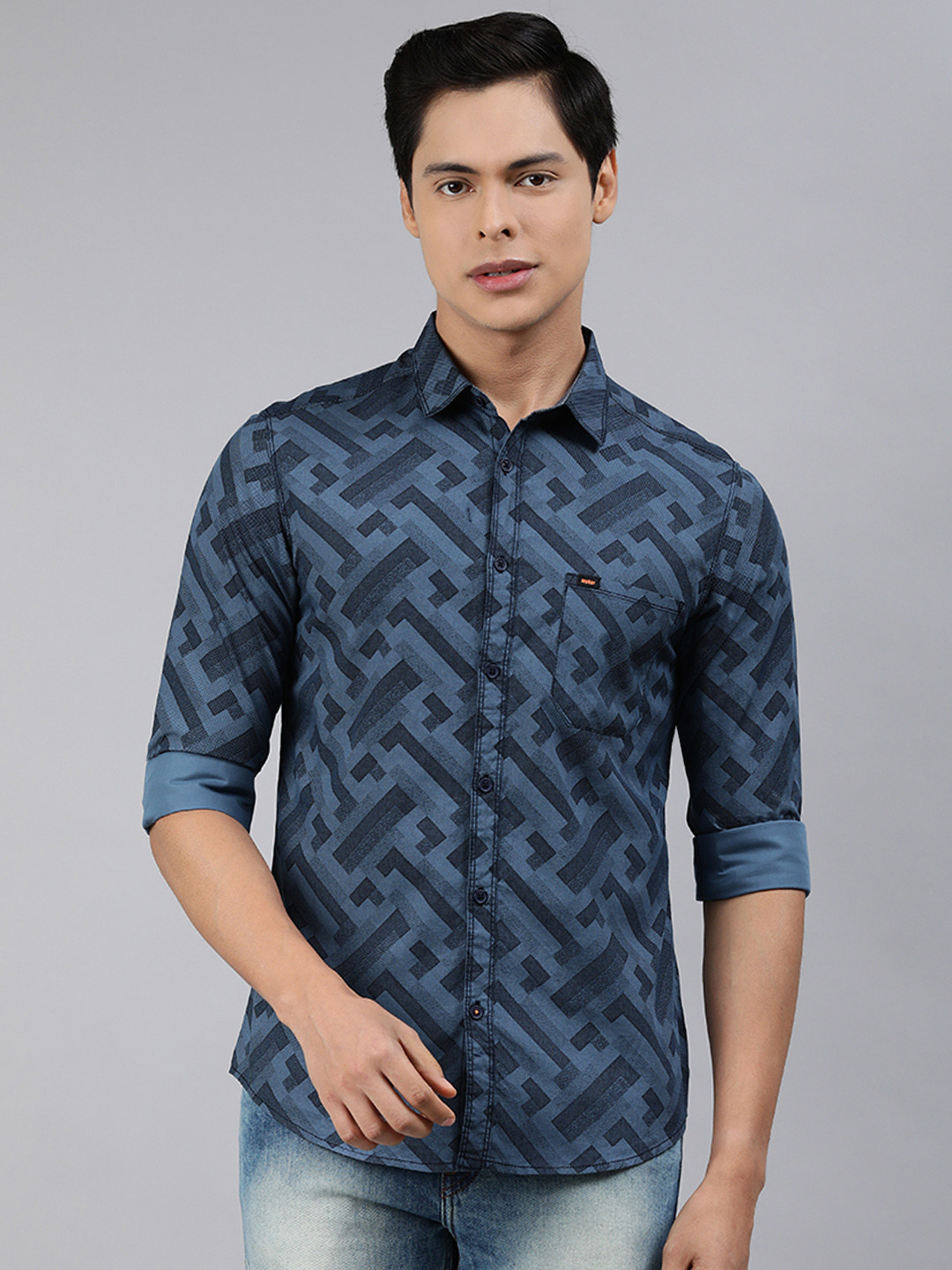 

SPYKAR Men Blue Slim Fit Printed Pure Cotton Casual Shirt