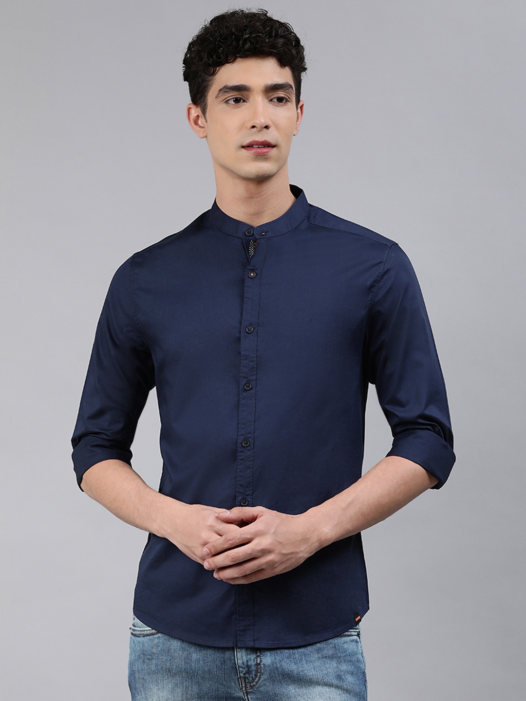 

SPYKAR Men Navy Blue Slim Fit Solid Casual Shirt