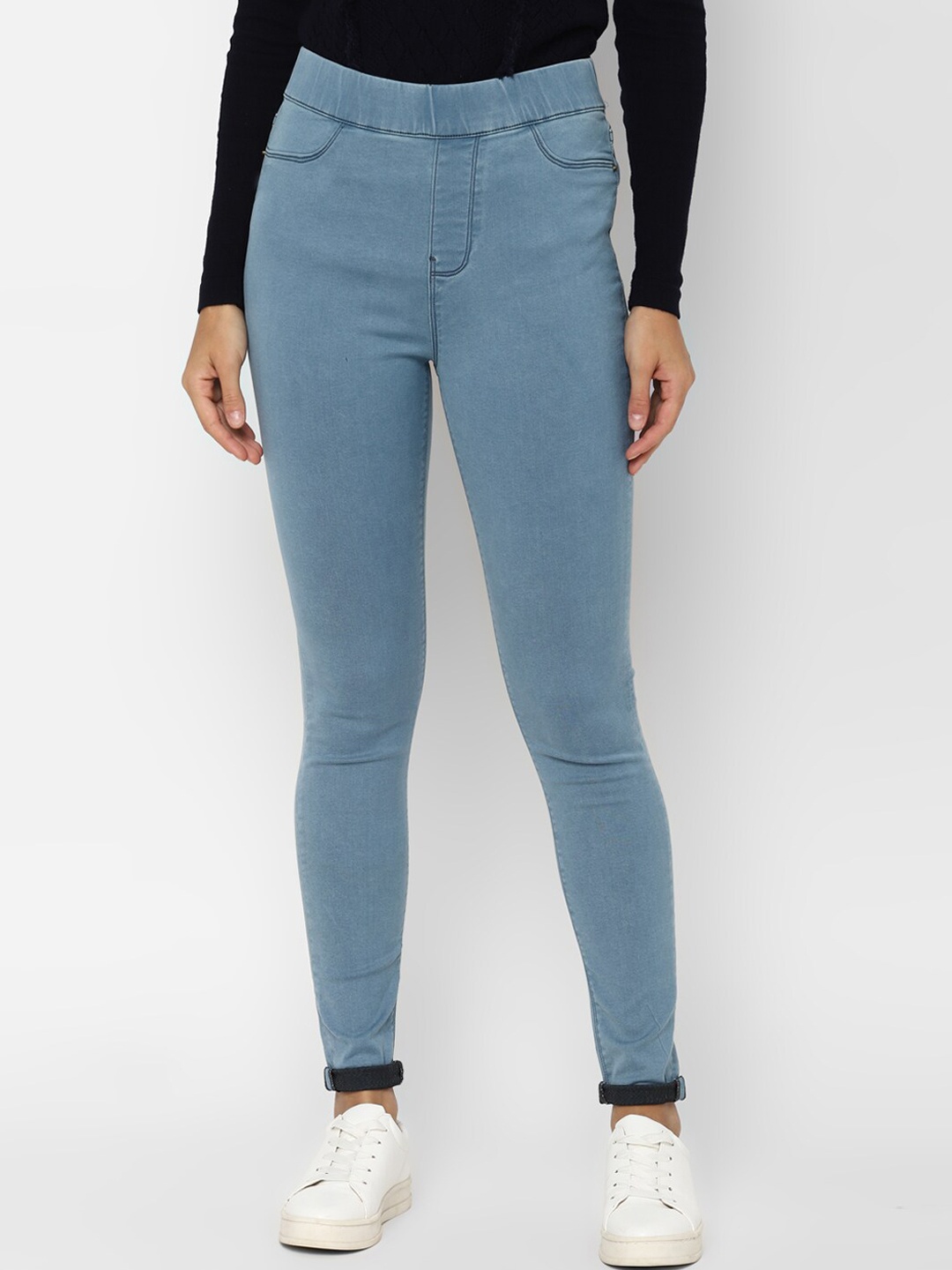 

Allen Solly Woman Blue Regular Fit Solid Jeggings