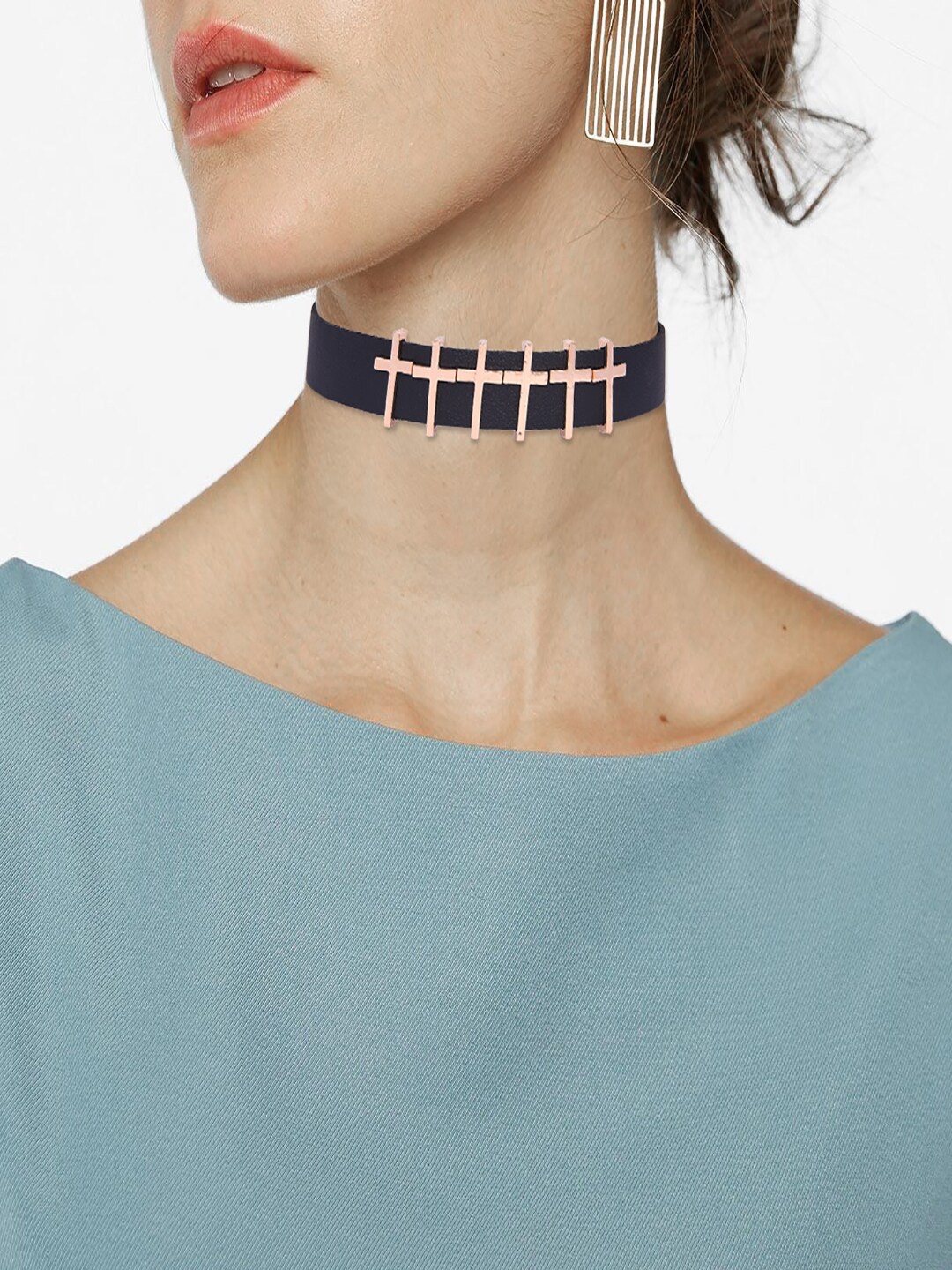 

AQUASTREET Rose Gold & Black Alloy Cross Choker Necklace