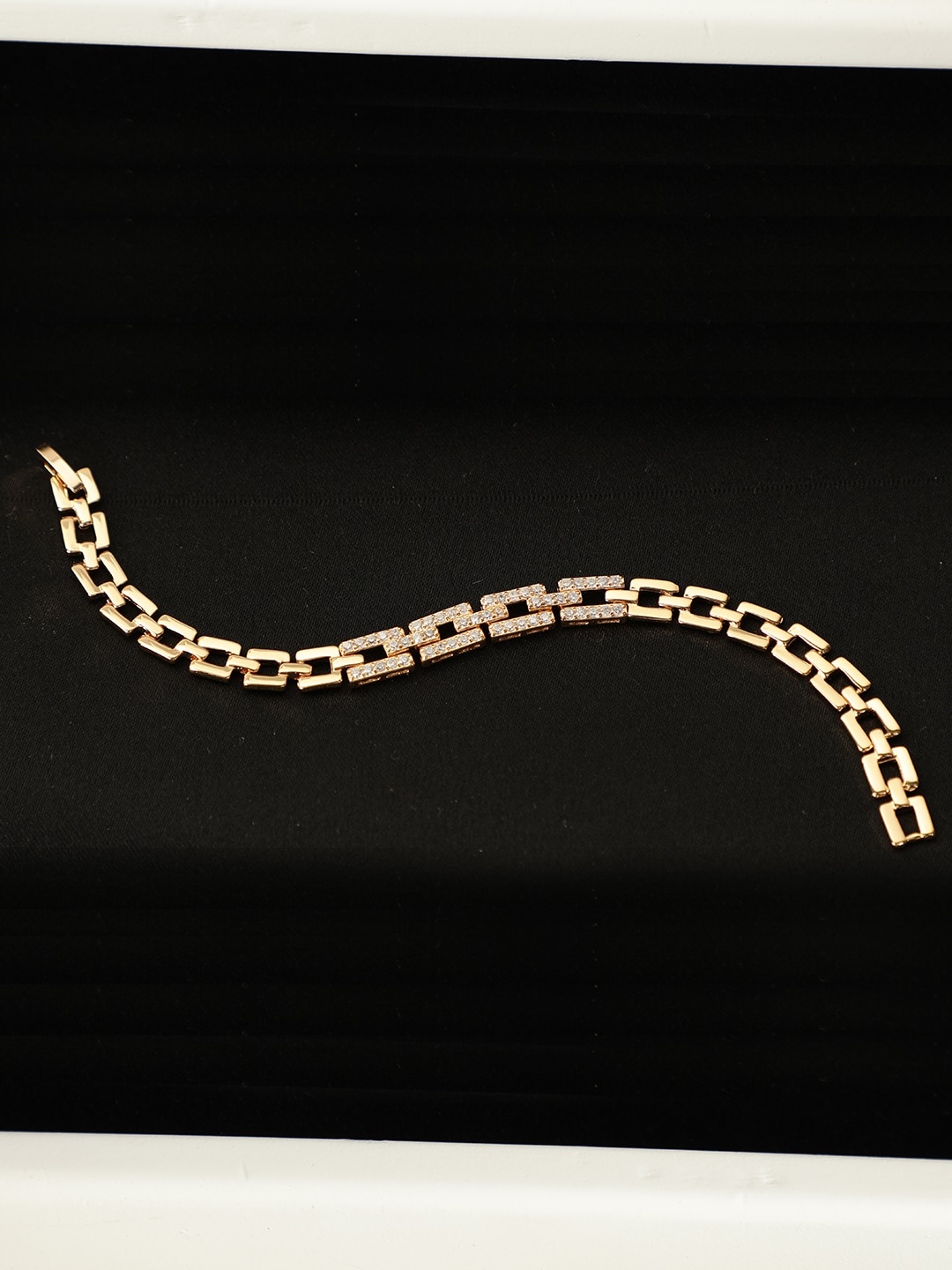 

AQUASTREET Gold-Plated Link Bracelet