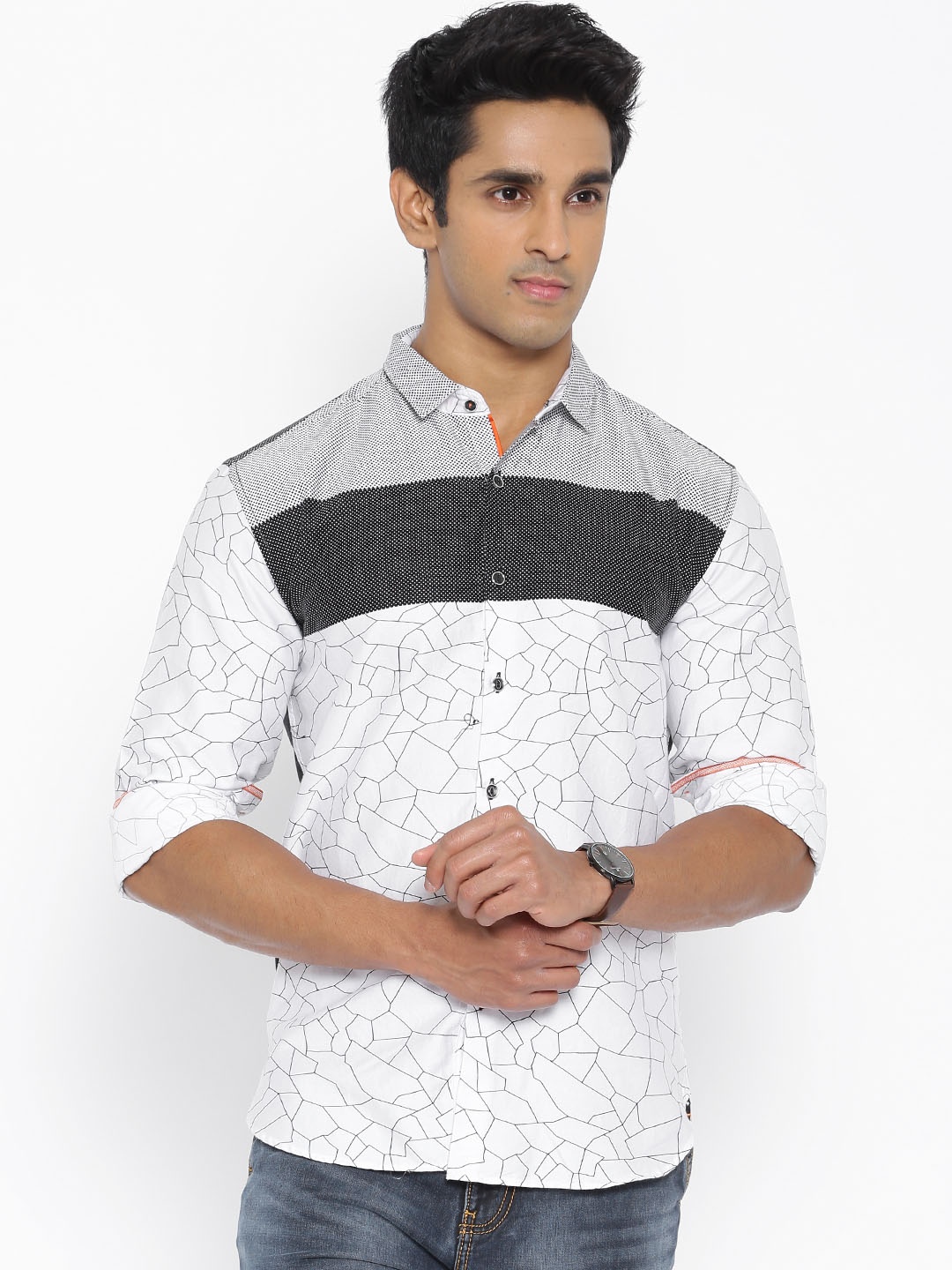 

Locomotive Black & White Printed Slim Fit Casual Shirt