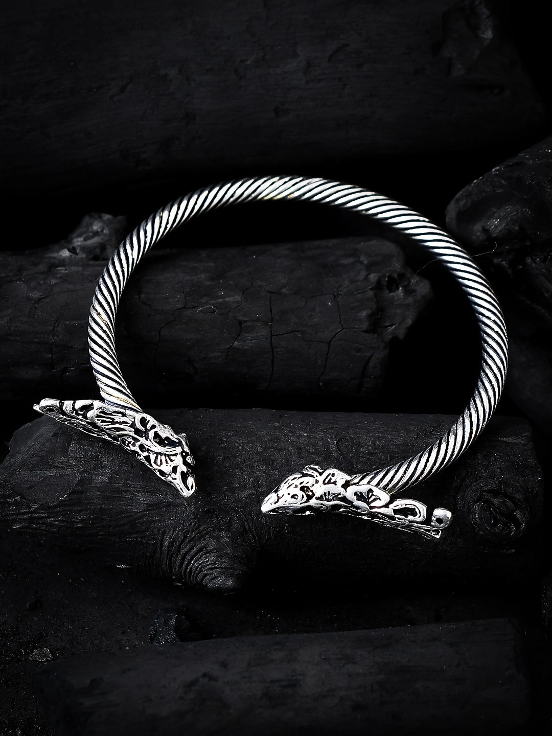 

Silvermerc Designs Silver-Toned Oxidised Silver Adjustable Peacock Bracelet