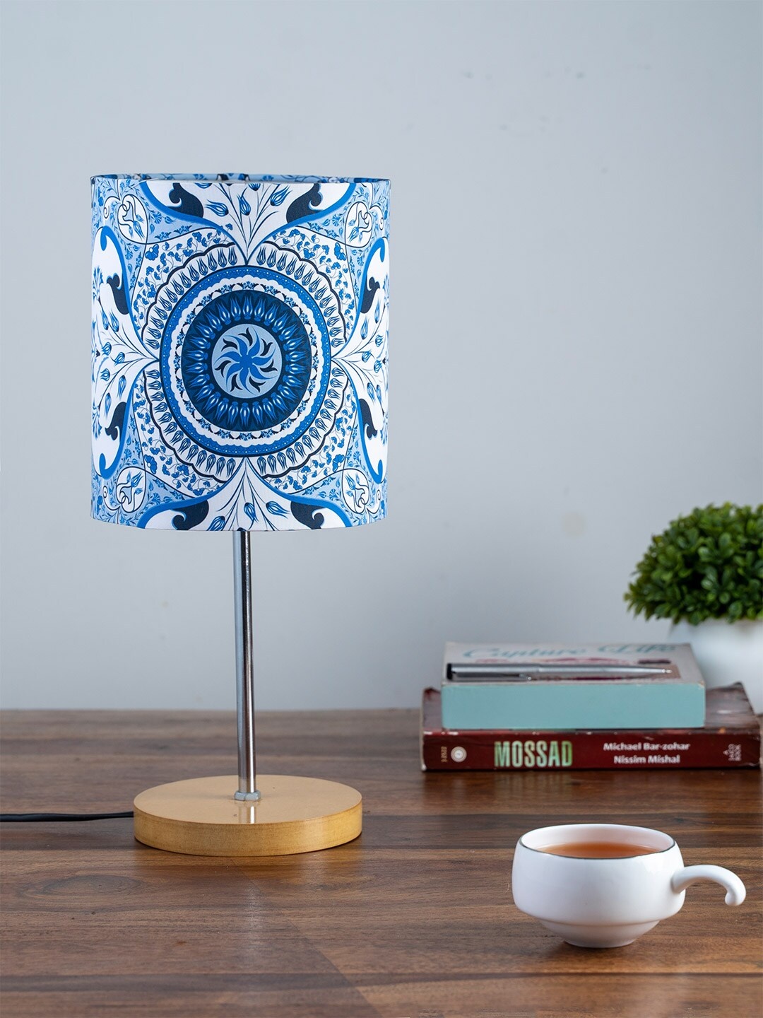 

KOLOROBIA White & Blue Pristine Turkish Buffet Table Lamp with Shade