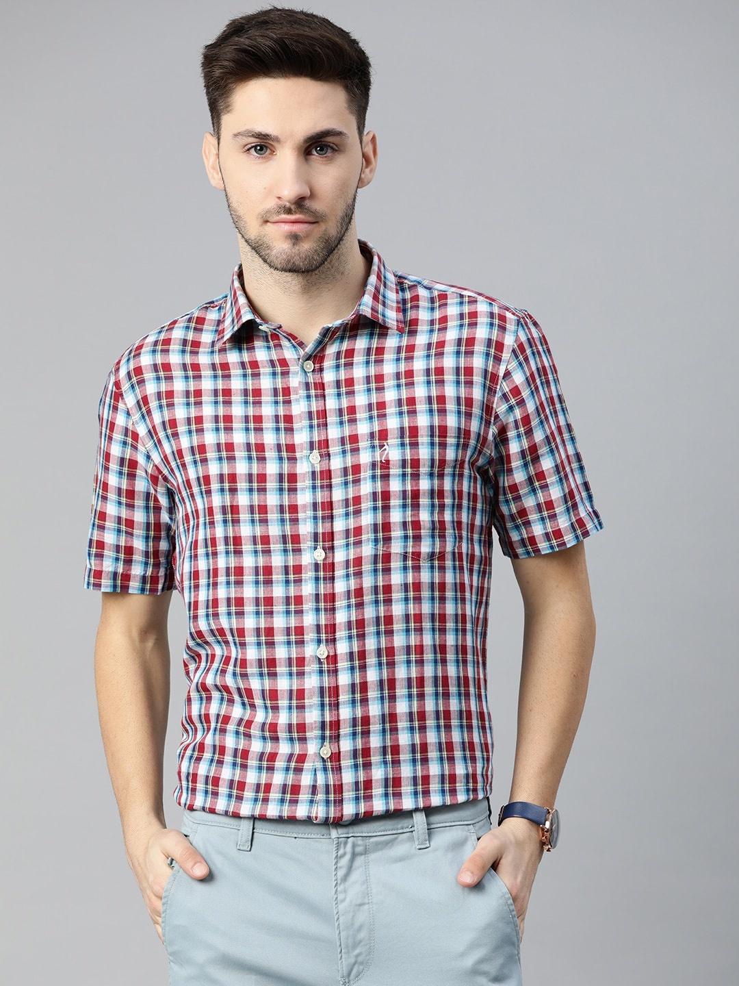 

Indian Terrain Men White & Maroon Slim Fit Linen Cotton Checked Casual Shirt