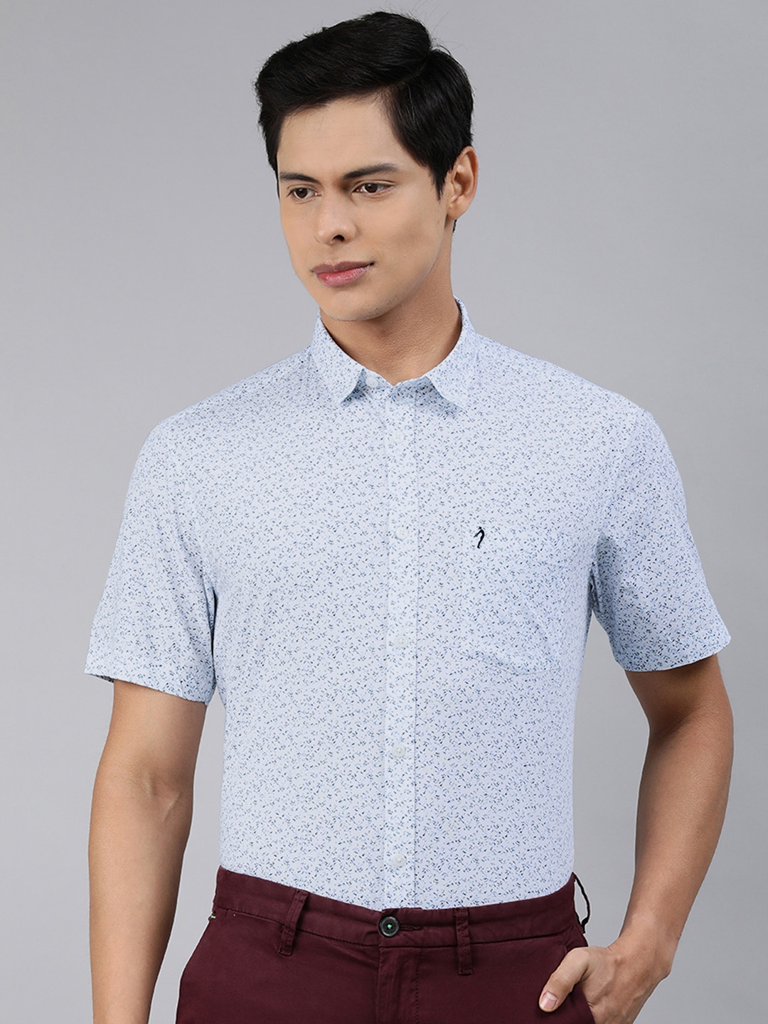 

Indian Terrain Men White & Blue Slim Fit Printed Pure Cotton Smart Casual Shirt