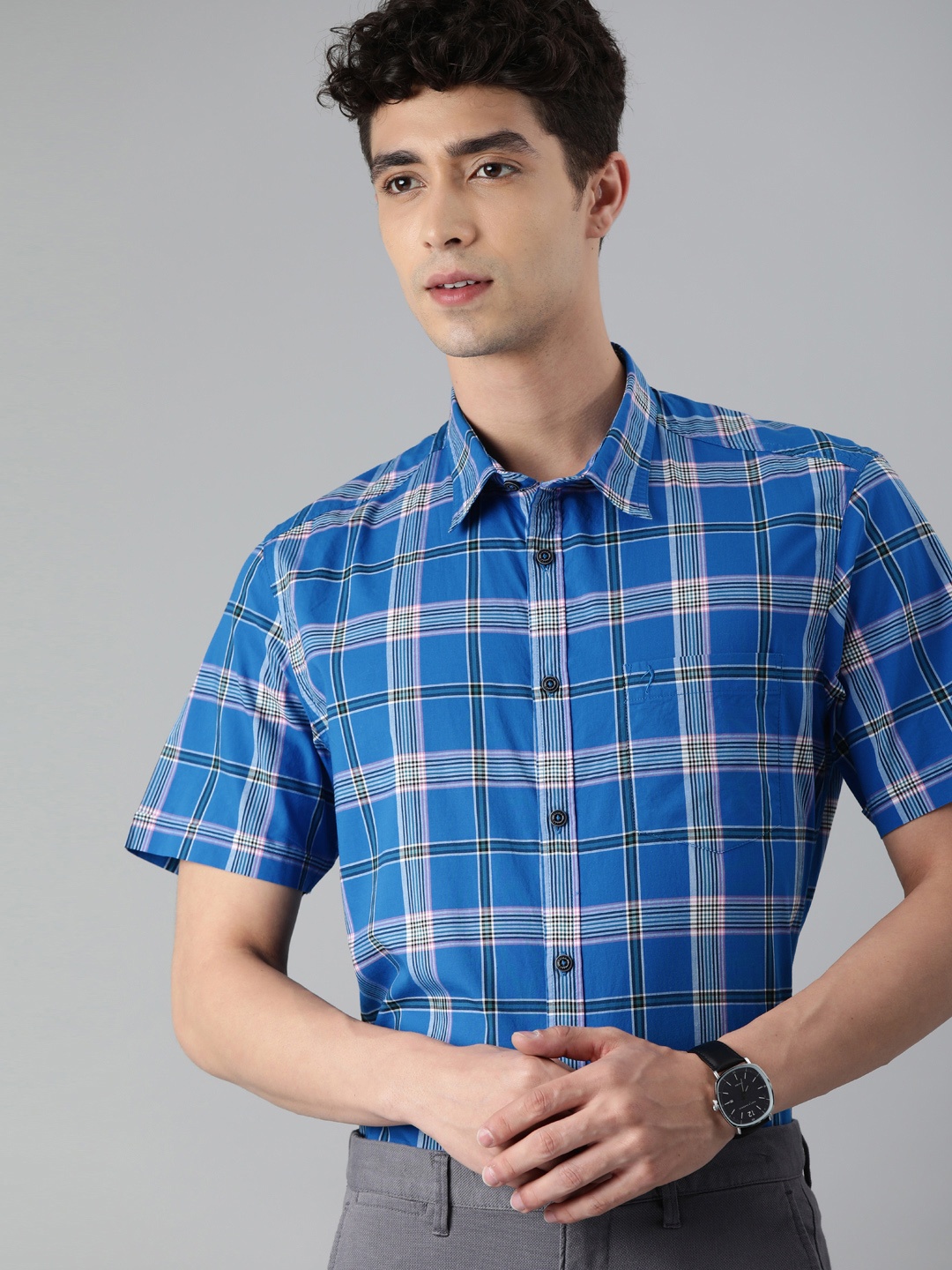 

Indian Terrain Men Blue Slim Fit Pure Cotton Tartan Checked Casual Shirt
