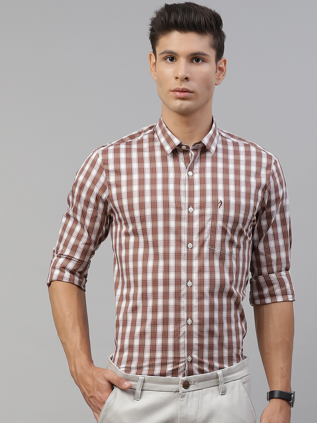 

Indian Terrain Men Brown & White Contoured Slim Fit Tartan Checks Smart Casual Shirt