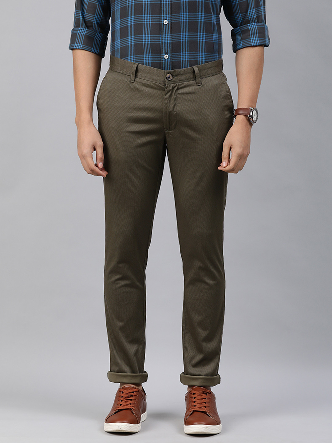 

Indian Terrain Men Olive Green Solid Slim Fit Regular Trousers