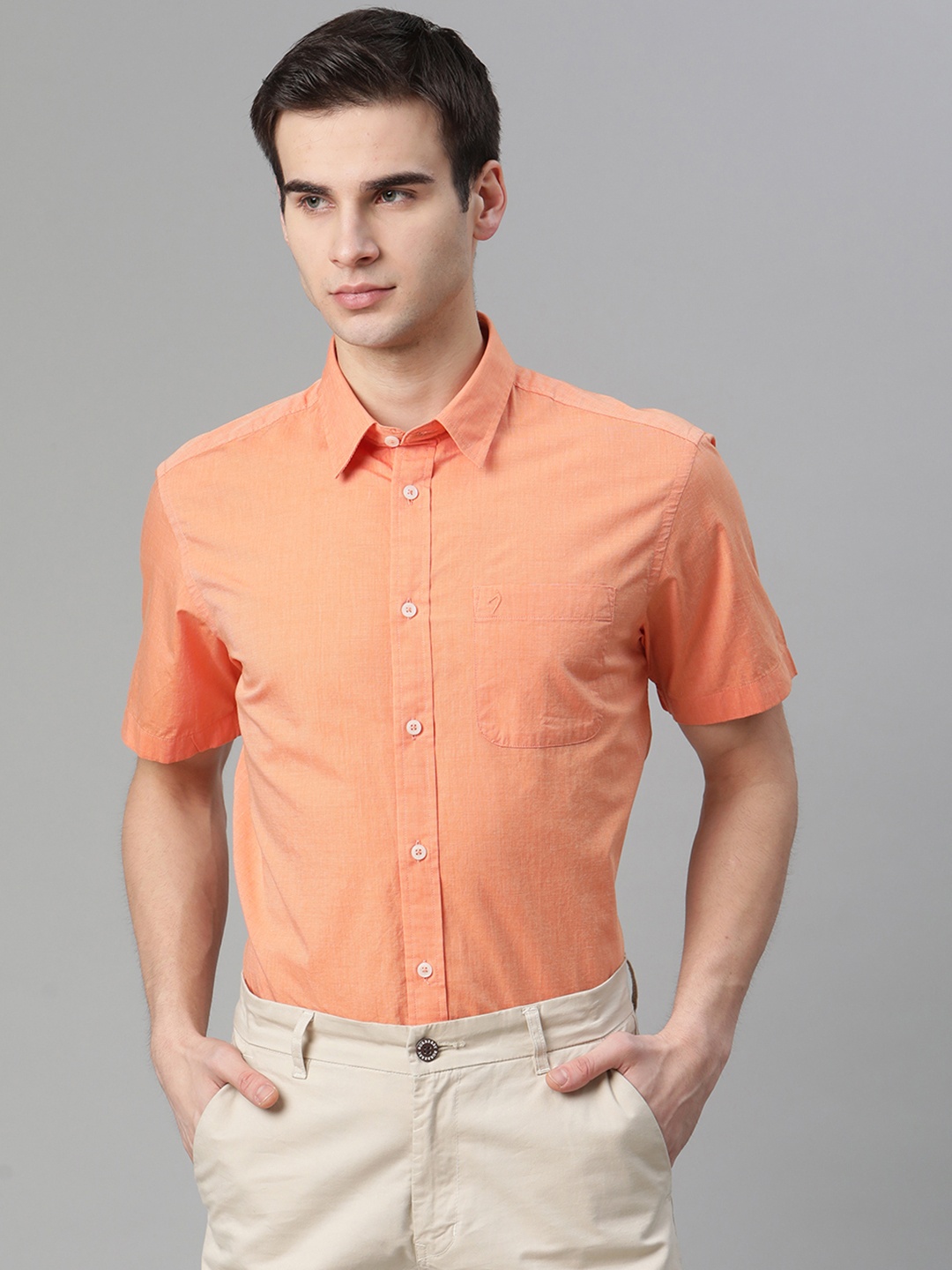 

Indian Terrain Men Orange Slim Fit Solid Pure Cotton Smart Casual Shirt