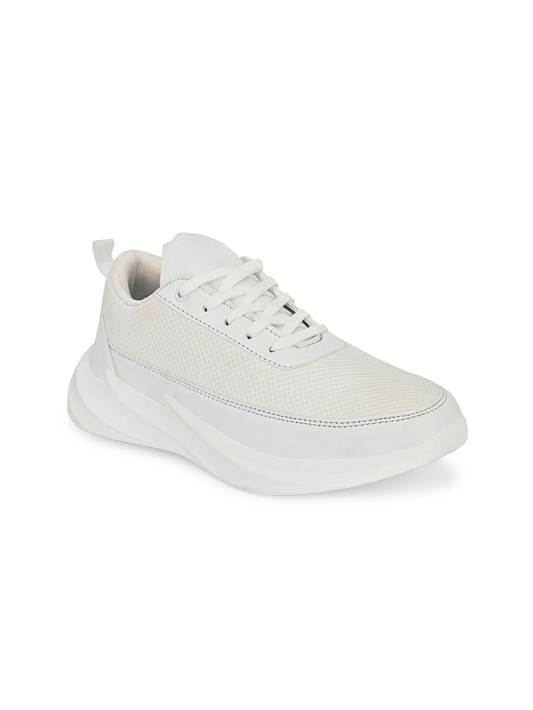 

Mactree Men White Mesh Walking Shoes