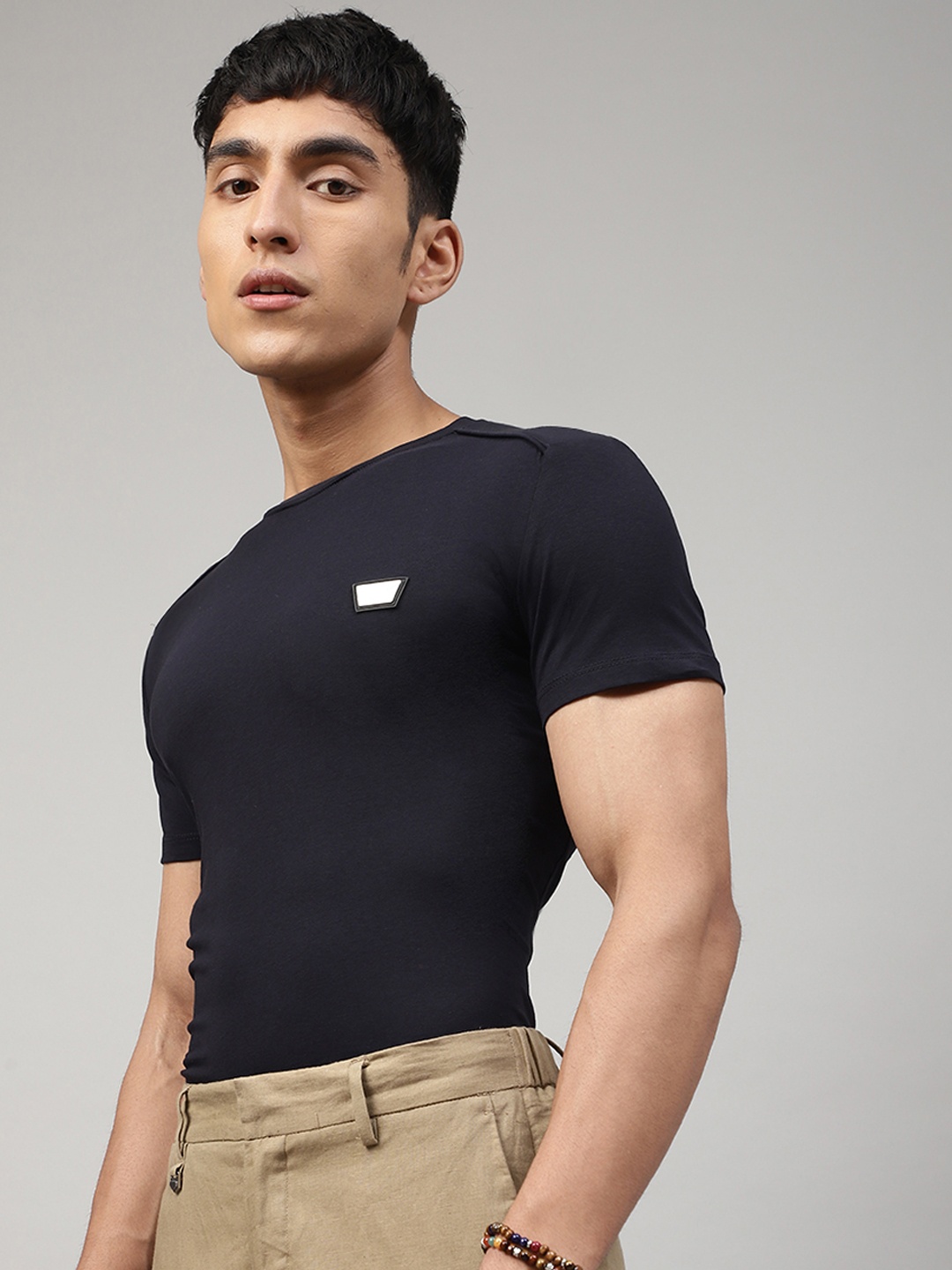 

Antony Morato Men Navy Blue Solid Round Neck T-shirt