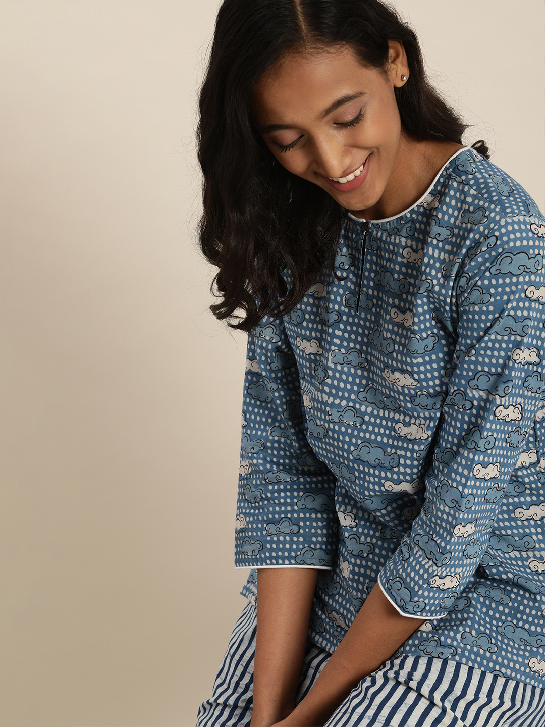 

Taavi Women Blue Handblock Printed Night suit