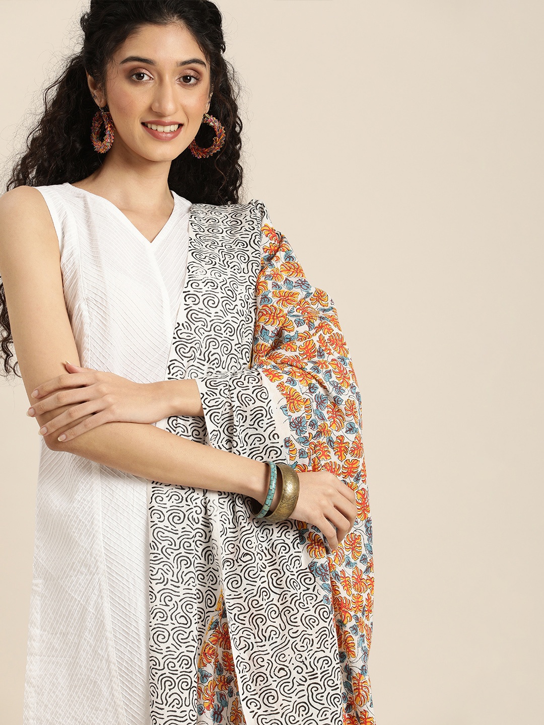 

Taavi White & Orange Sanganeri Hand Block Print Pure Cotton Sustainable Dupatta
