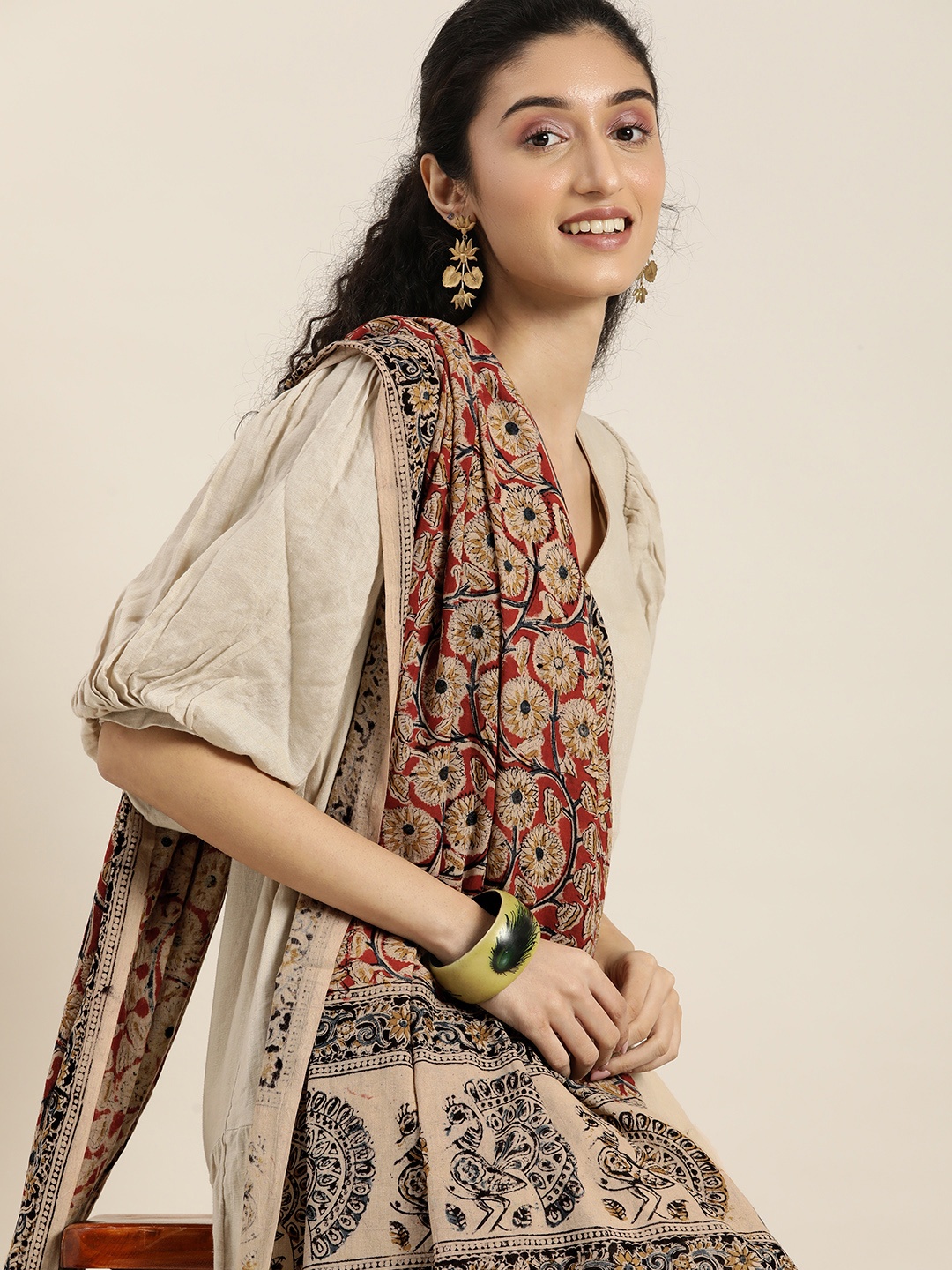 

Taavi Beige & Maroon Kalamkari Hand Block Print Pure Cotton Dupatta
