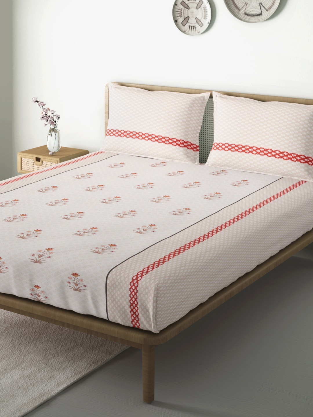 

Aura White & Peach-Coloured Floral 144 TC Queen Bedsheet with 2 Pillow Covers