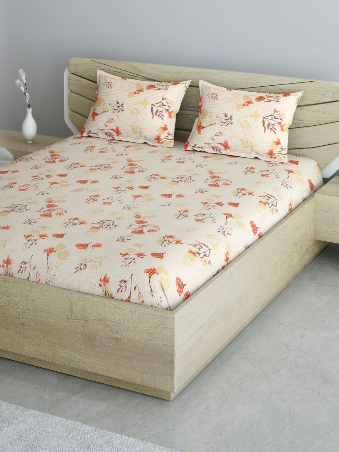 

Aura Beige & Orange Floral 144 TC GSM 120 Queen Bedsheet with 2 Pillow Covers