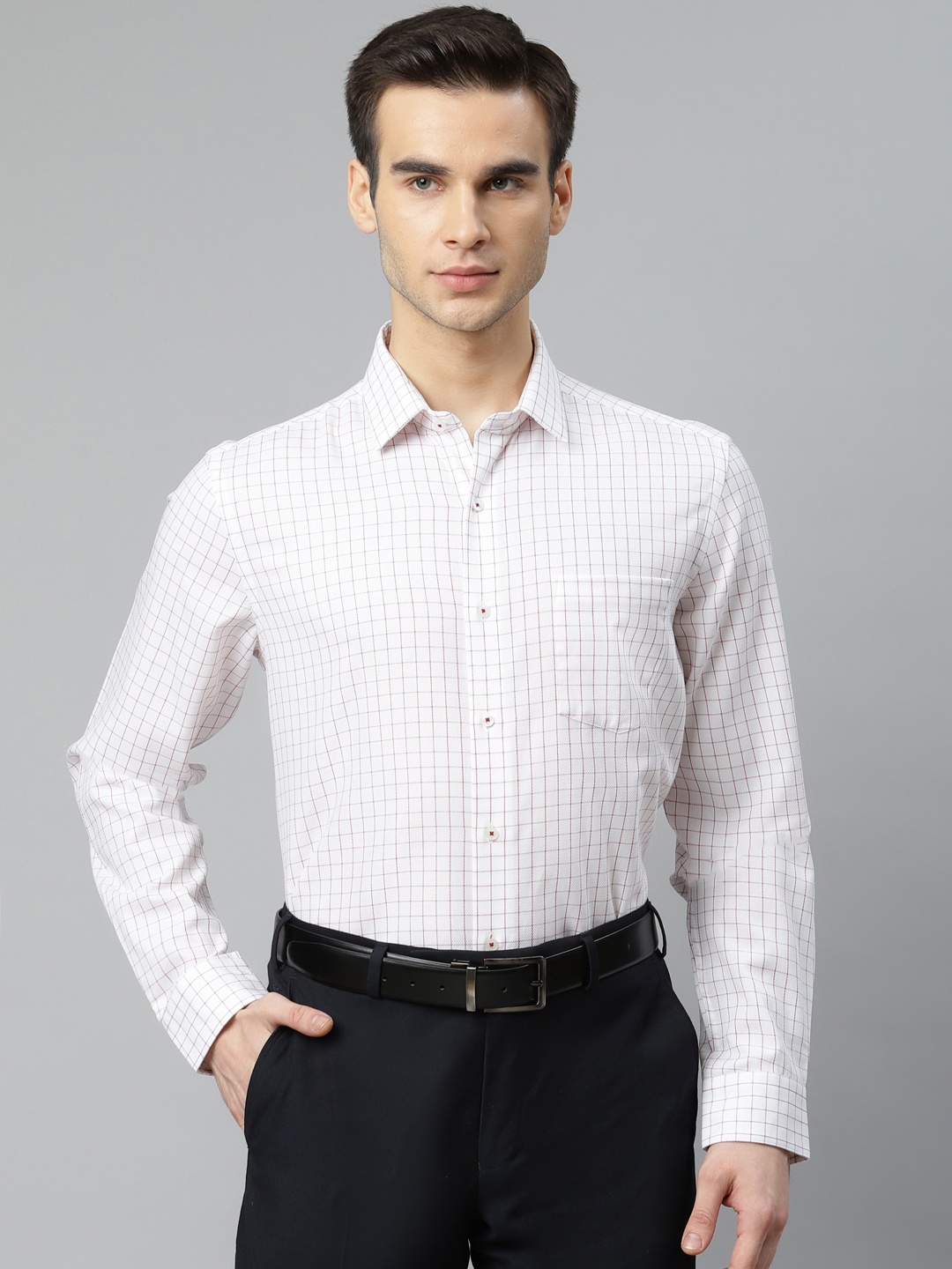 

Arrow Men Off-White & Rust Pure Cotton Slim Fit Checked Formal Shirt