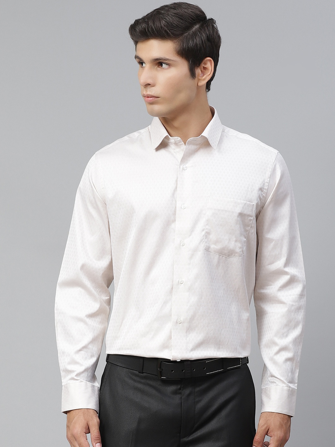 

Arrow Men Off White Pure Cotton Self Design Formal Shirt