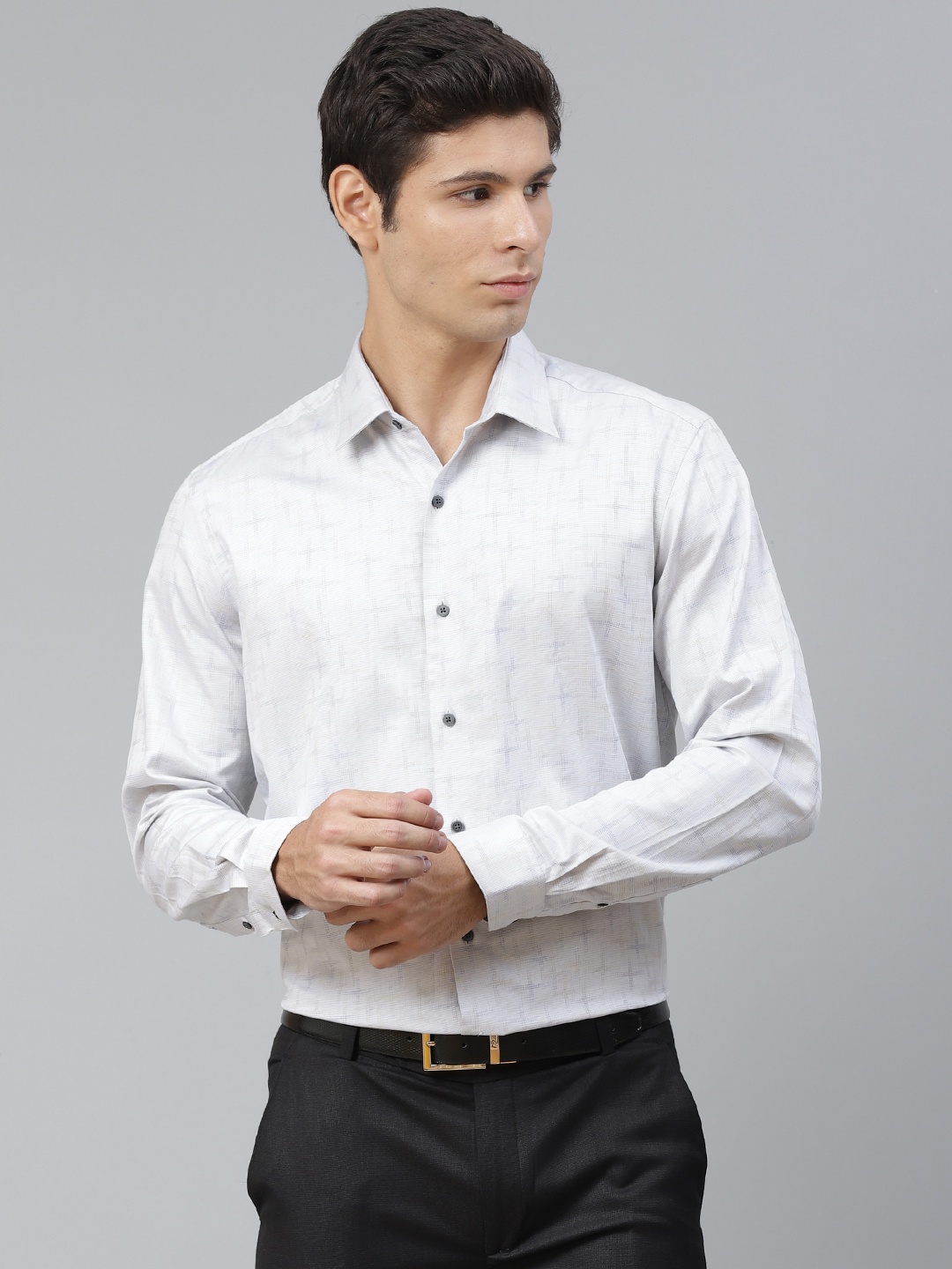 

Arrow New York Men Grey & Off-White Pure Cotton Slim Fit Checked Semiformal Shirt