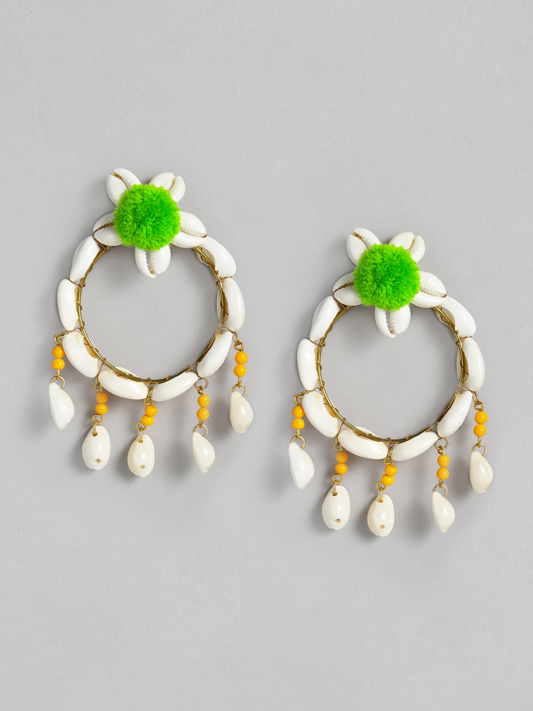 

justpeachy White & Green Gold-Plated Cowrie Circular Drop Earrings