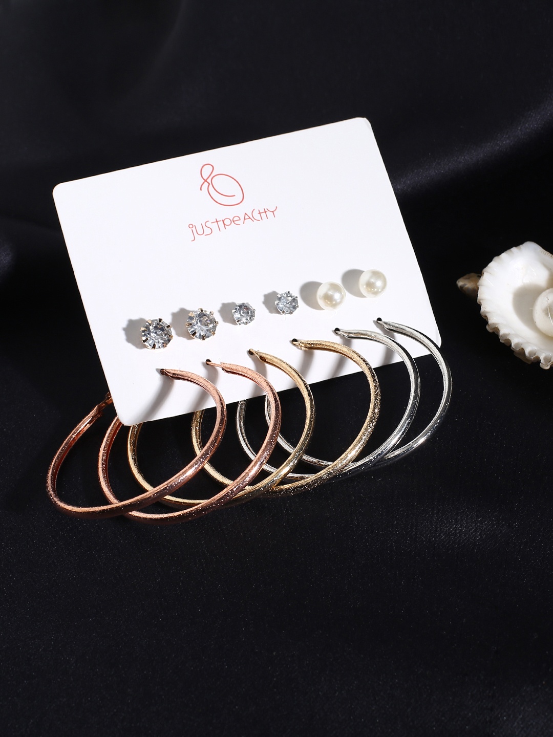 

justpeachy Set of 6 Earrings, Gold