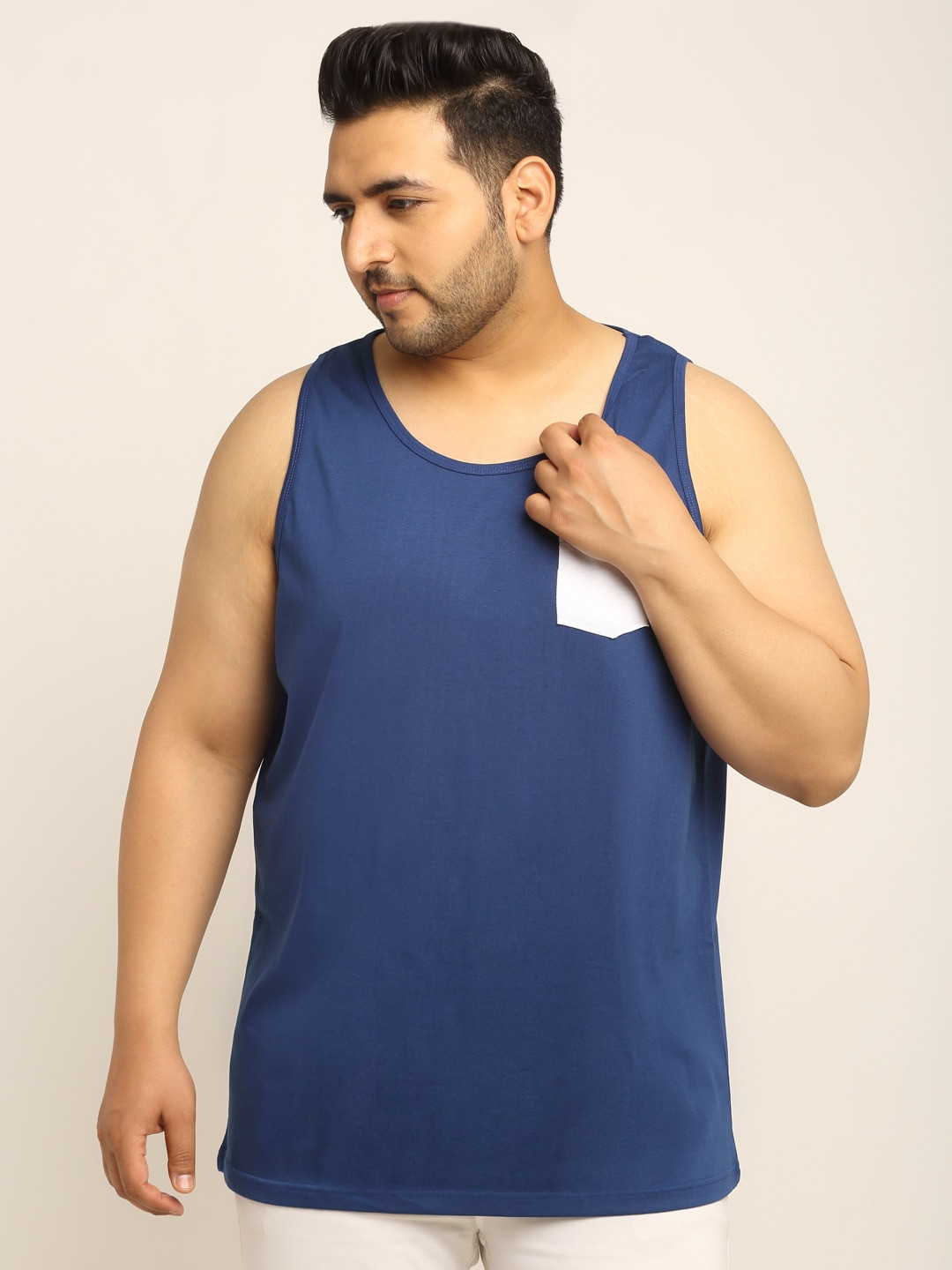 

Rodzen Men Blue Solid Round Neck Sleeveless T-shirt