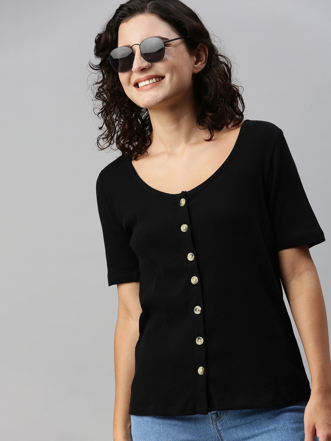 

HERE&NOW Black Regular Top