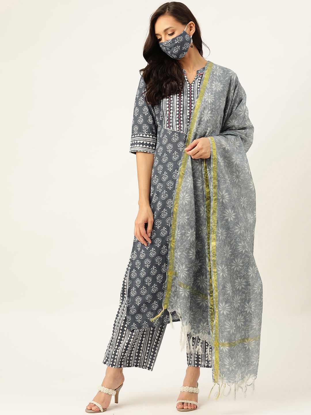 

Maaesa Women Blue Ethnic Motifs Printed Gotta Patti Pure Cotton Kurta with Trousers & With Dupatta