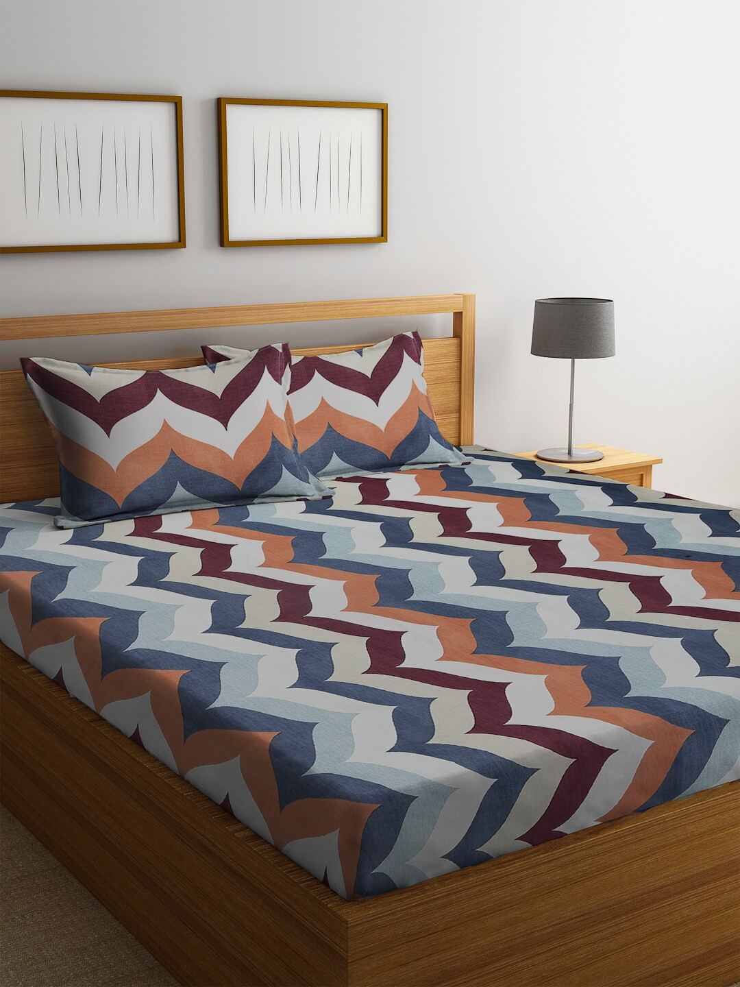 

KLOTTHE Blue & White Geometric 210 TC Polycotton 1 King Bedsheet with 2 Pillow Covers
