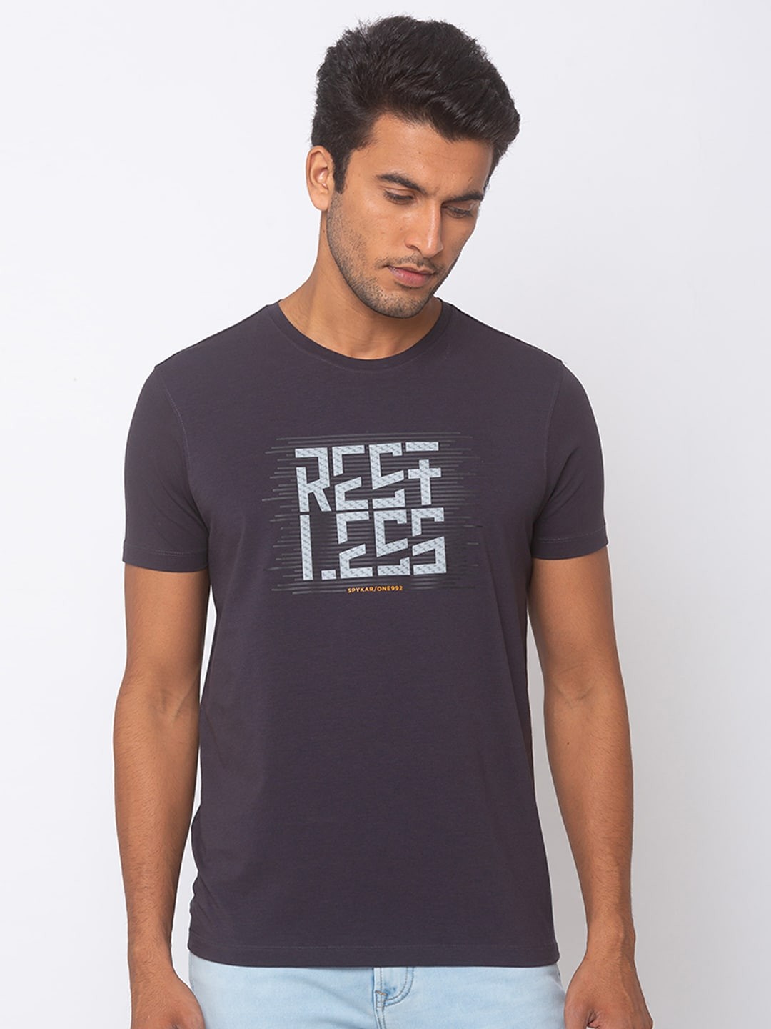 

SPYKAR Men Charcoal Printed Round Neck T-shirt
