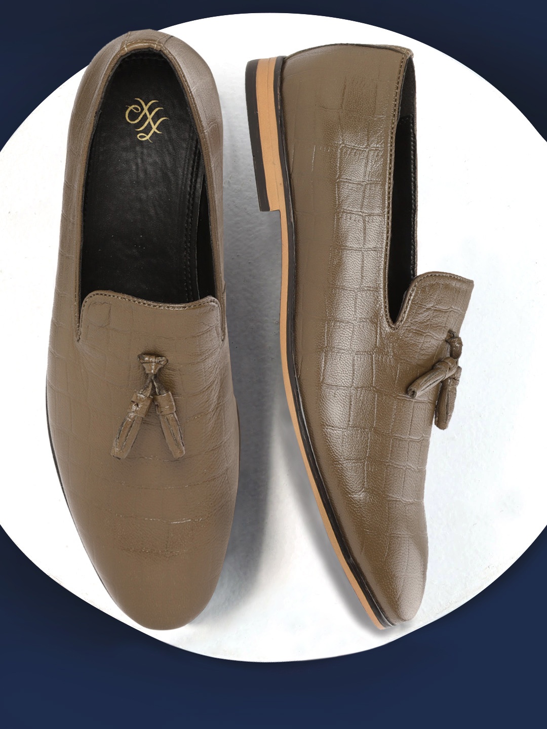 

House of Pataudi Men Olive Brown Croc Textured Tasselled Loafers